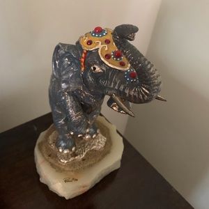 Original Ron Lee signed elephant figurine
